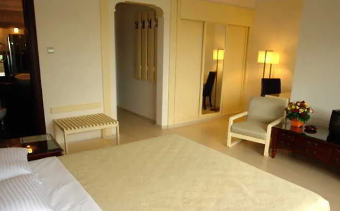 Hotel Kismet
